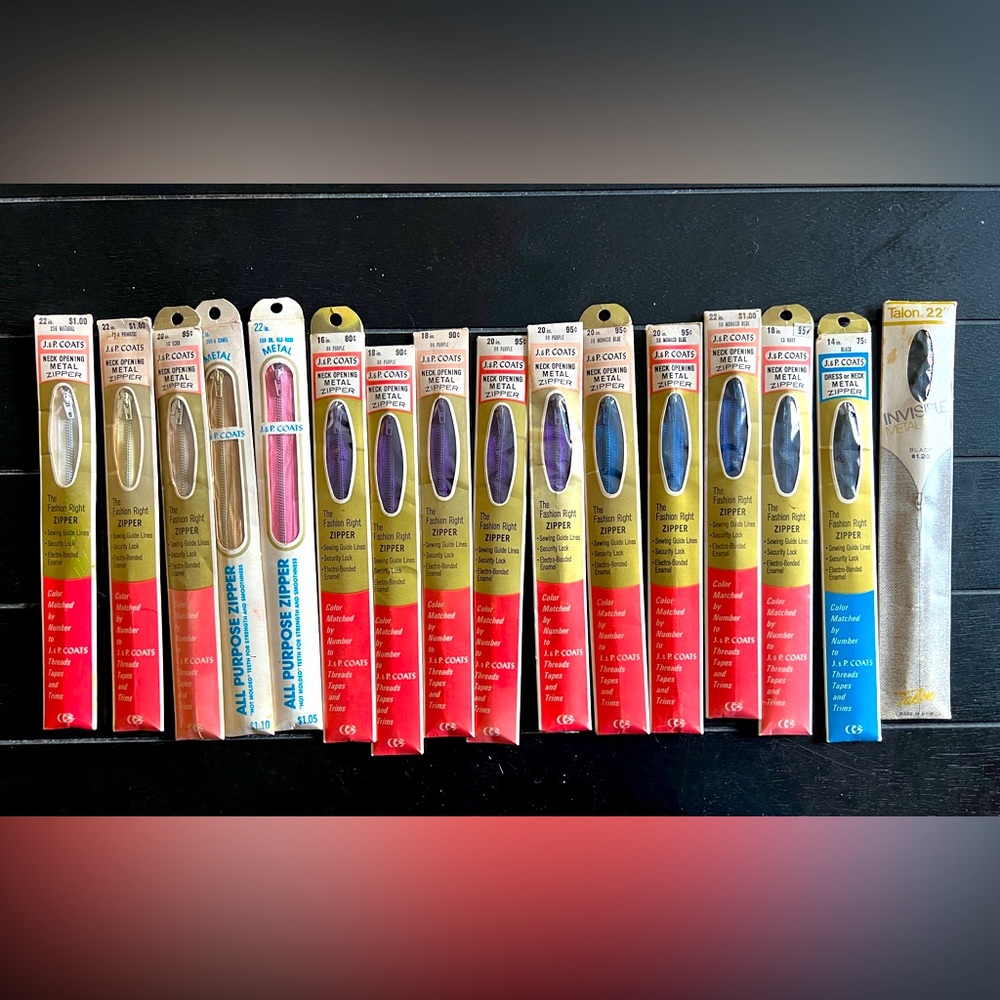 16 New-Vintage J.P. & Coats Metal Zippers